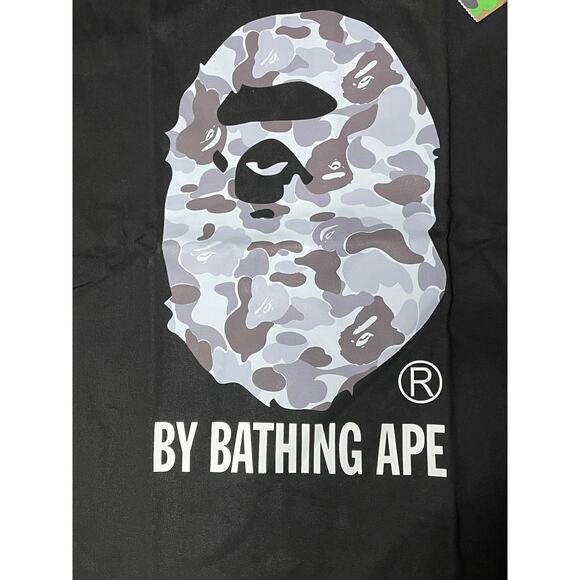 Bape A Bathing Ape Big Ape Head Camo Black T-Shirt size Small NEW - Picture 9 of 9
